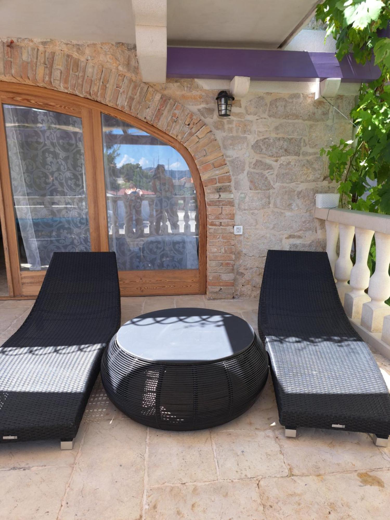 Jardin Kapetanova Kuca Apartment Veli Iz Exterior photo